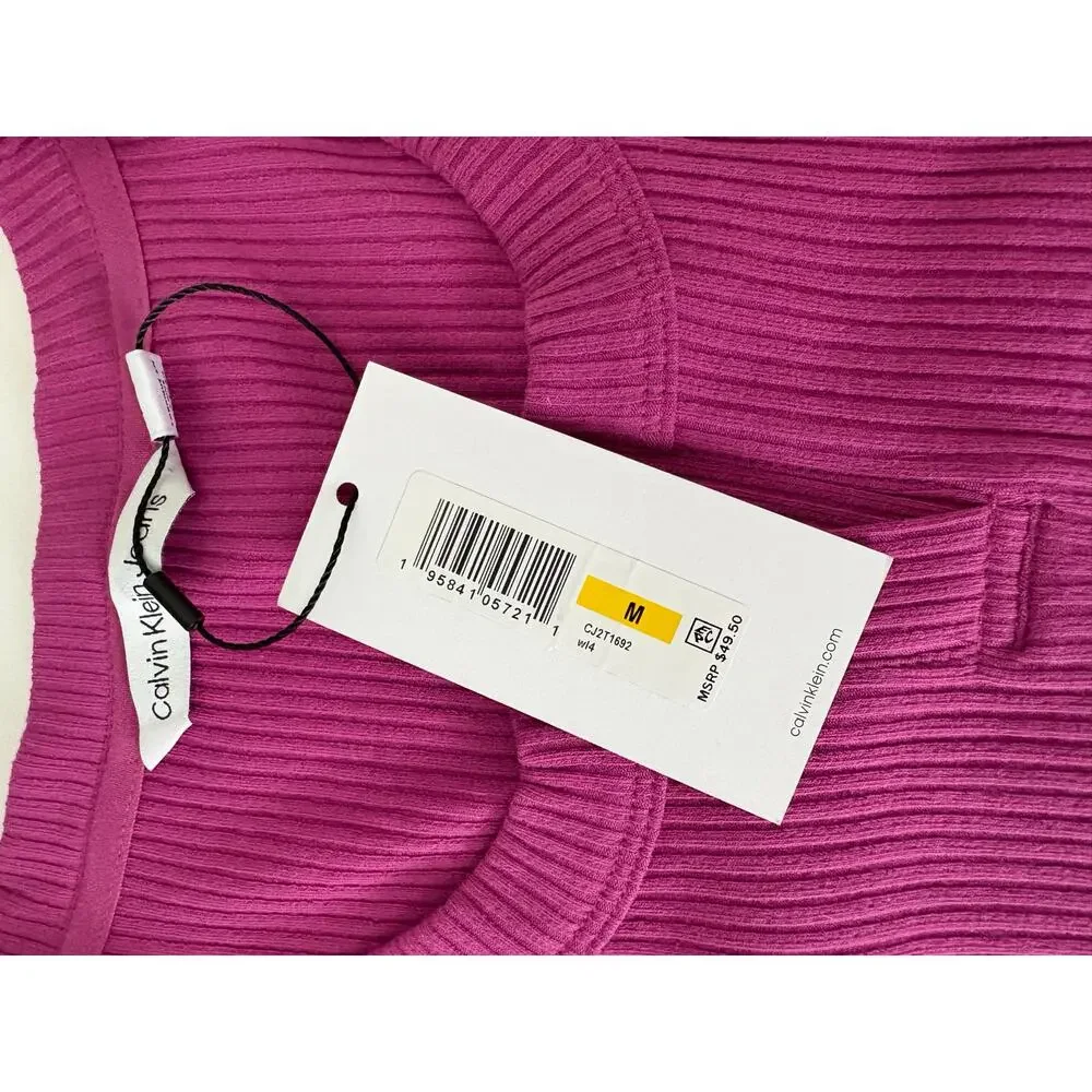 Calvin Klein NWT Ribbed Long Sleeve Cropped Tee‎